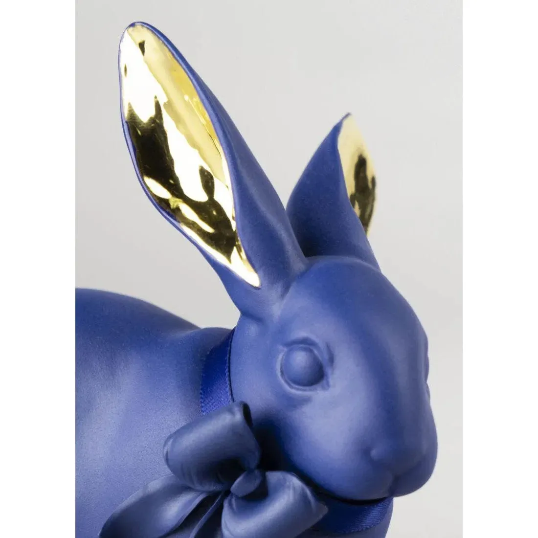 Attentive Bunny - Blue-Gold (Lladro Special Order)