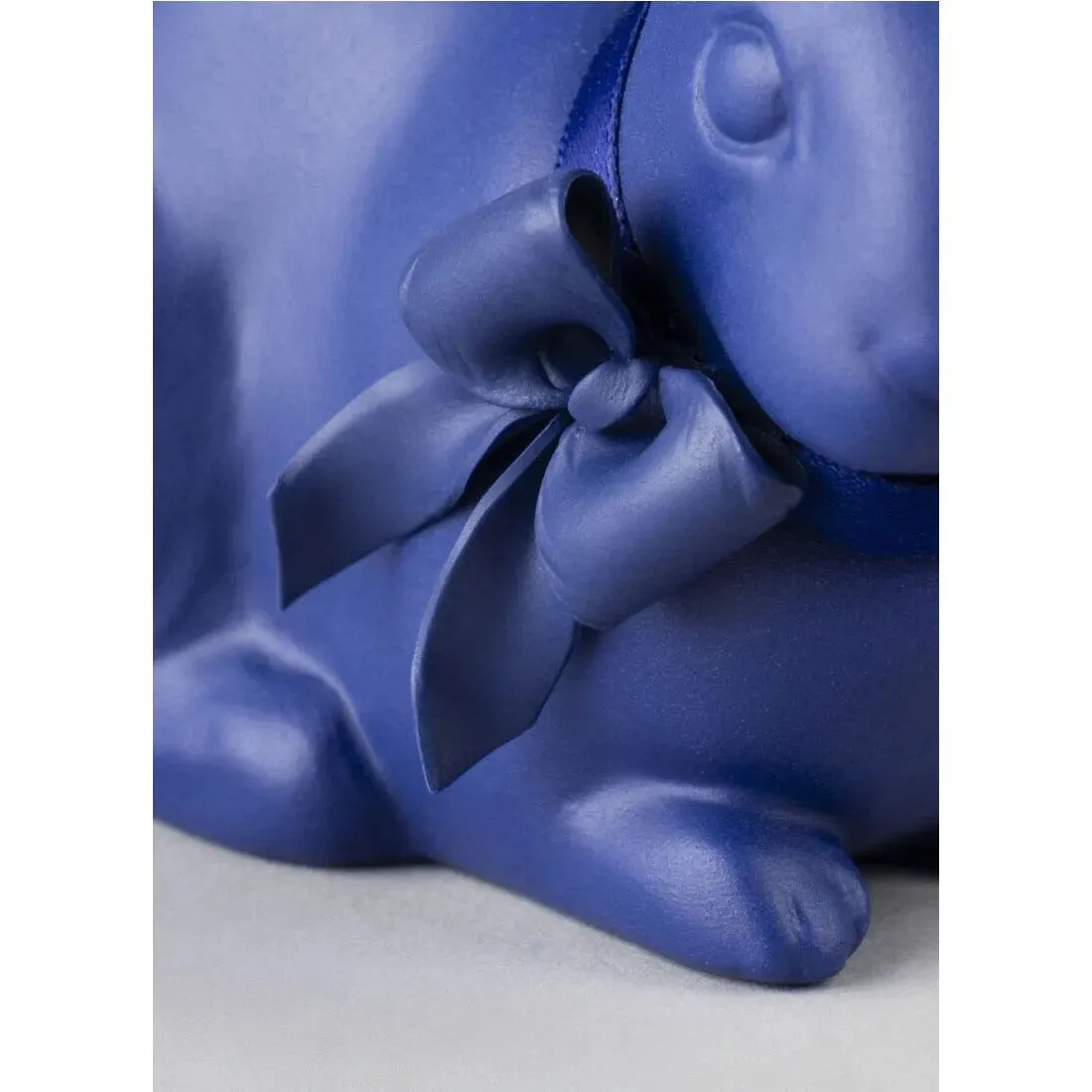 Attentive Bunny - Blue-Gold (Lladro Special Order)