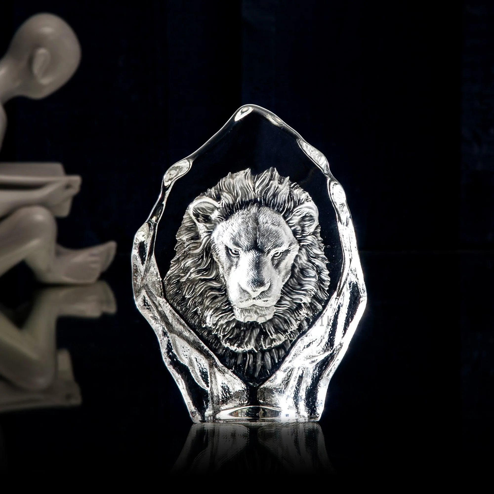 CRYSTAL LION FACE