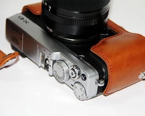 Retro Fujifilm X-E2 Camera Leather Case